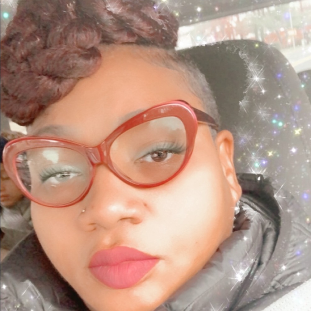 Meet your Posher, Tameia